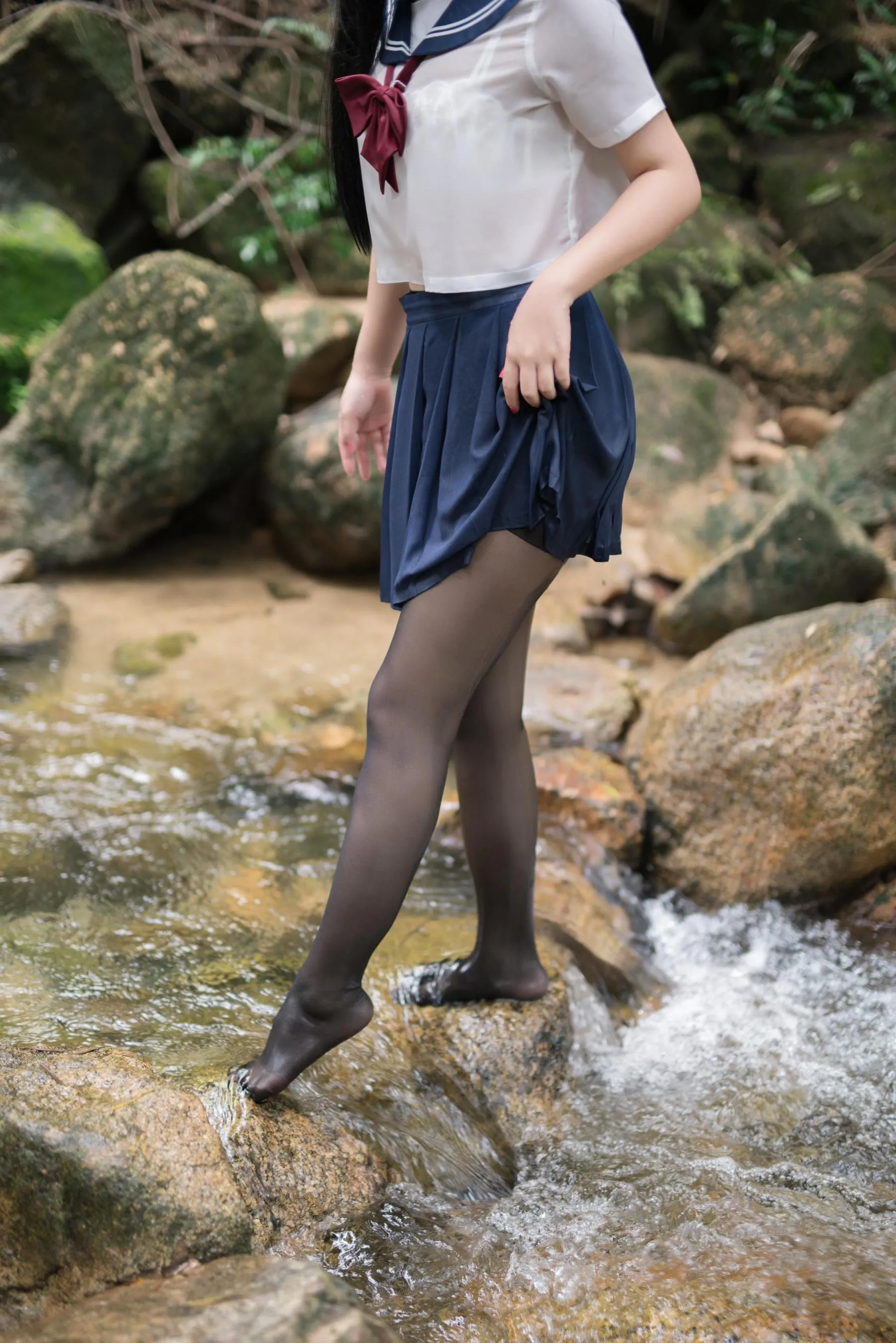 白烨 – NO.05 湿身JK-图片[24] [50P]插图3